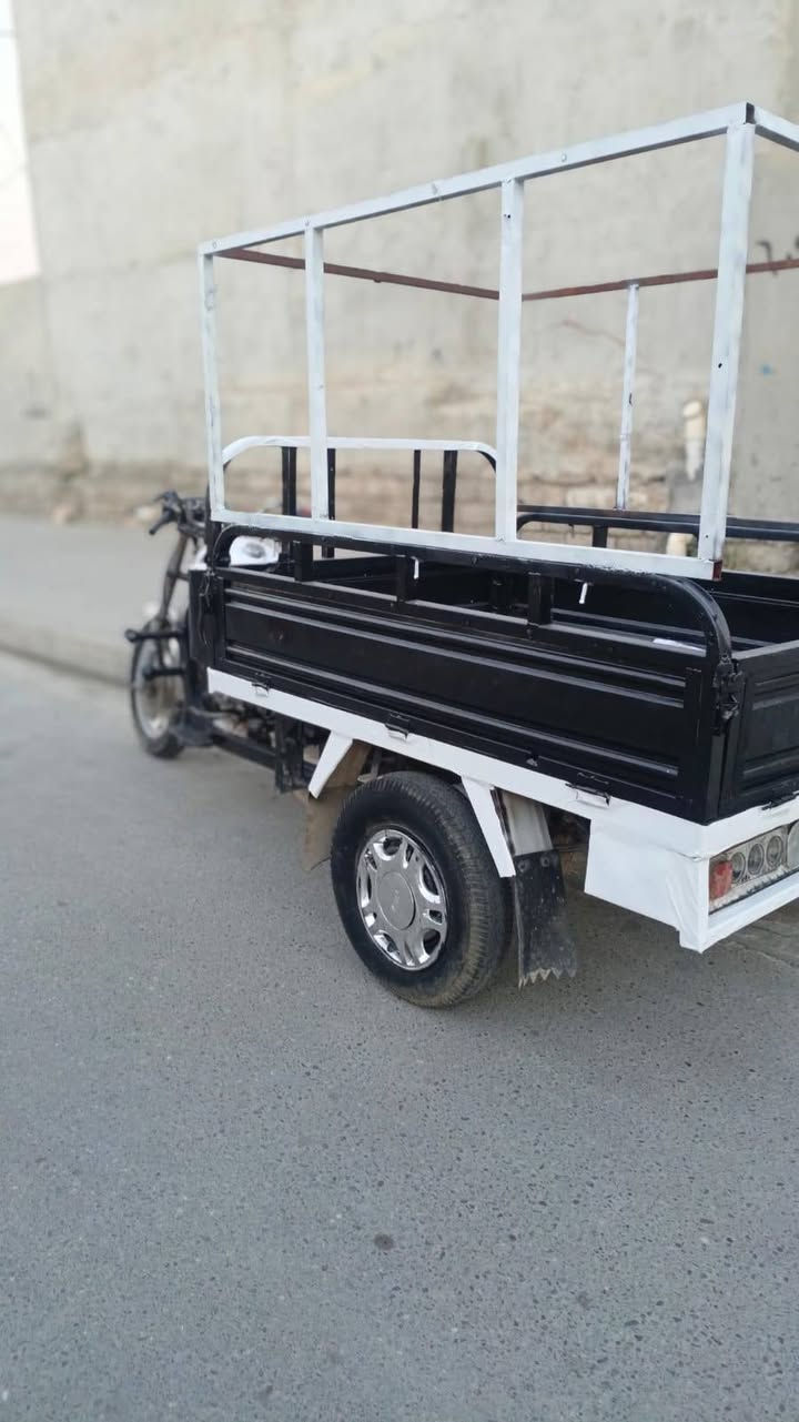 ستوته للبيع موديل 17 20 السعر 800 وبيها مجال حي القاهره واتساب  ***********
