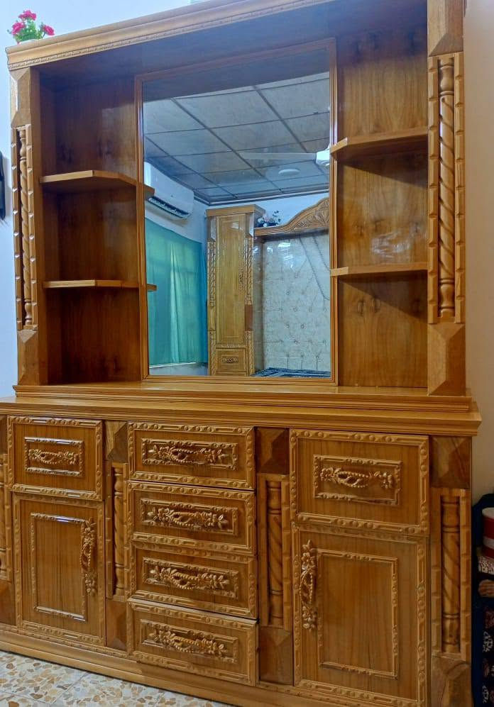 غرفه نوم • نظيفه • موصل ايسر