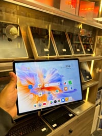 تاب هونر يباد V9 شغل 90 فريم ببجي نظافة 99% بدون ملحقات  حجم الشاشة 11...