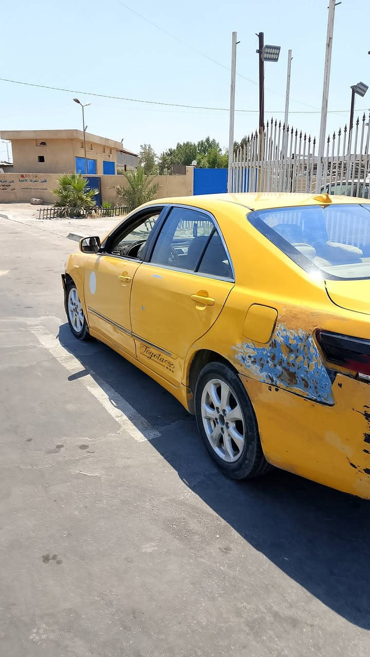 كامري 2007 للبيع محرك بيه تبخير كير جيد 
بيه الجاملغ الخلفي معدل وبيه شبرين من الباب وجاملغ الامامي 
السيارةمال خبزة 
سعره60ورقة وبيها مجال لشراي 
رقمي
***********
***********
