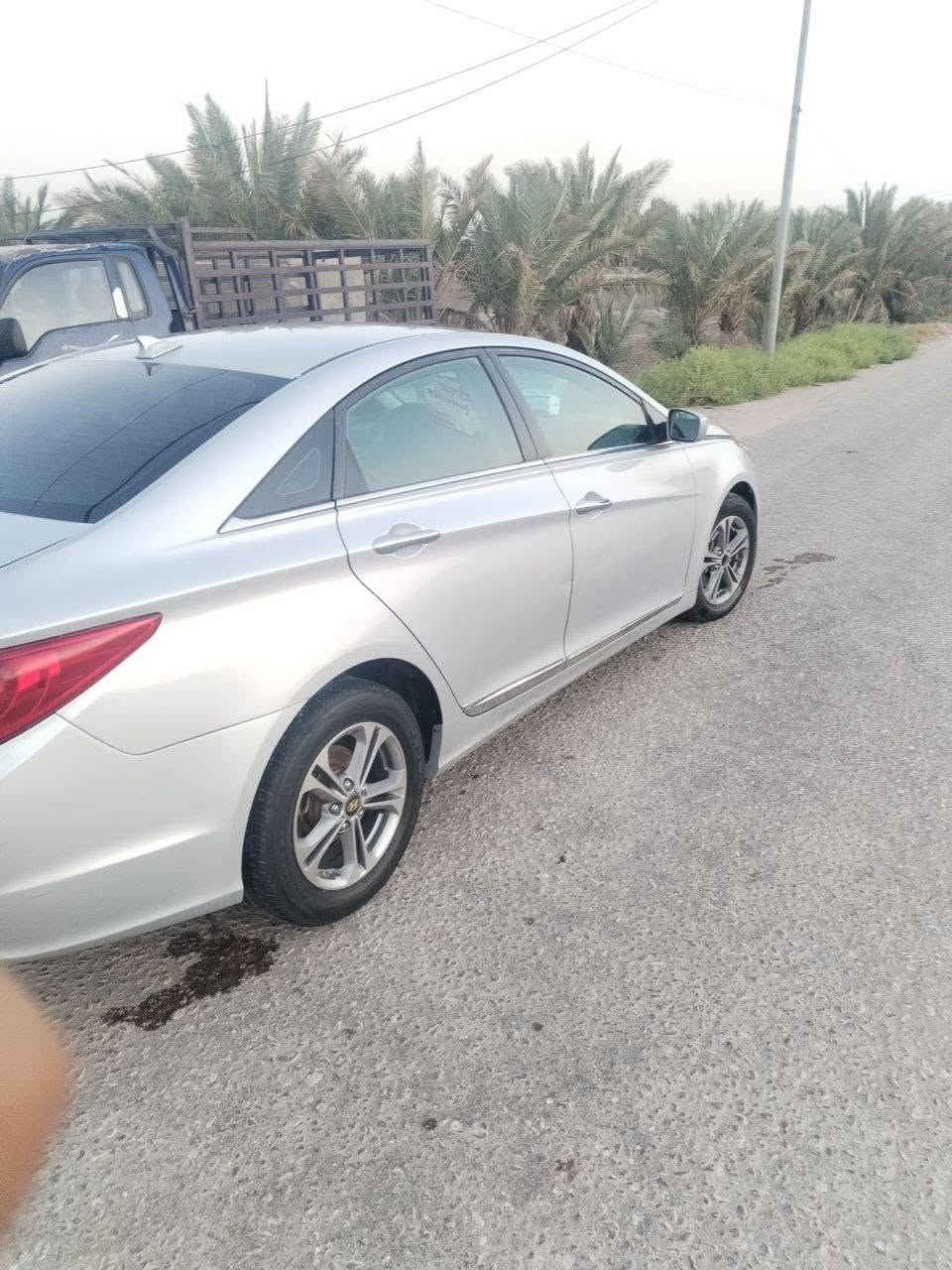 سيار سوناته موديل 212 كفاله عامه من عد الجاملغ الخلفي بيه ضربه والجنطه صبغ فقط السيار وارد أمريكي سياره حلو ونضيف مال جناي سعر 95 لاستفسار ***********
