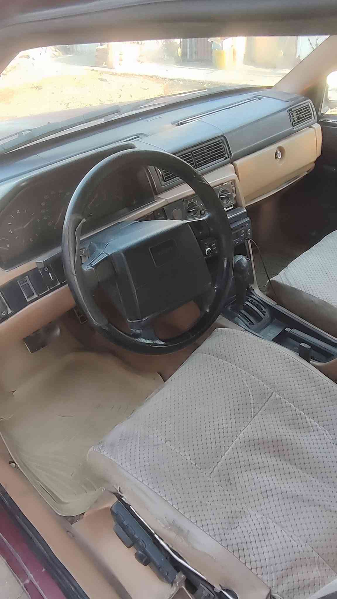 السلام عليكم للبيع فولفو حجم 940 موديل 95 كفاله من الحادث سيار ماكينه وكير كفاله سياره جارده السعر 37 تواصل على رقم ‪***********‬‏

