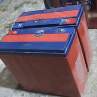 بطاريتين • نضيفات • ٤ منفوخات