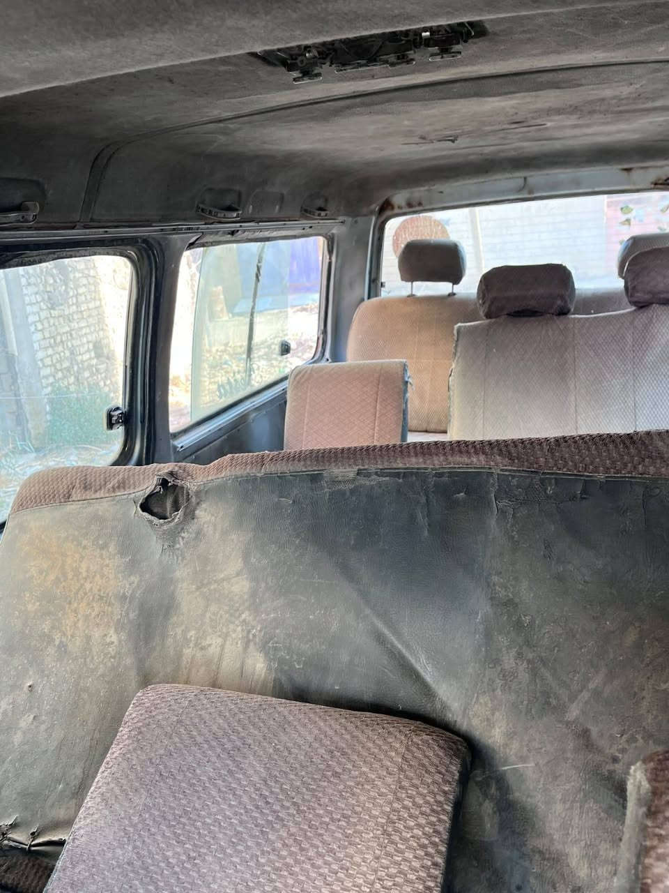 سلام عليكم كيا بستا للبيع موديل 94 رقم احمر سنويه ساقطه مكينه بيهه خيط بخار كير ثالث ورابع مايجن مااعرف خلل صفريات او قلايج اكسل نضيف تايرات نص عمر صدر نص عمر سياره شغاله وتمشي  سعرهه 10 وبيهه مجال مكاني ديالى بعقوبة المفرك وهذا رقمي فقط واتساب ***********
***********
