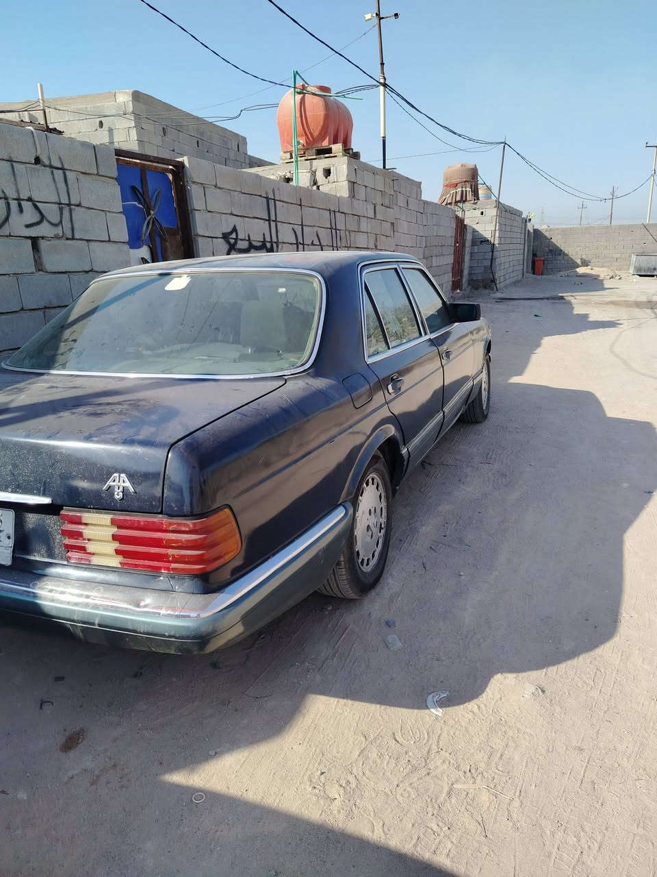 السلام عليكم مارسيدس للبيع العنوان البصره رقم بغداد سنويه صاقطه شرط مداور راعيه بالعماره السياره مصبوغه عام دواخل حلوه محوره مكينه ٣٠٠٠ بطه جديده السعر 35$ورقه بيه مجال اتصل بالخدمه ***********
