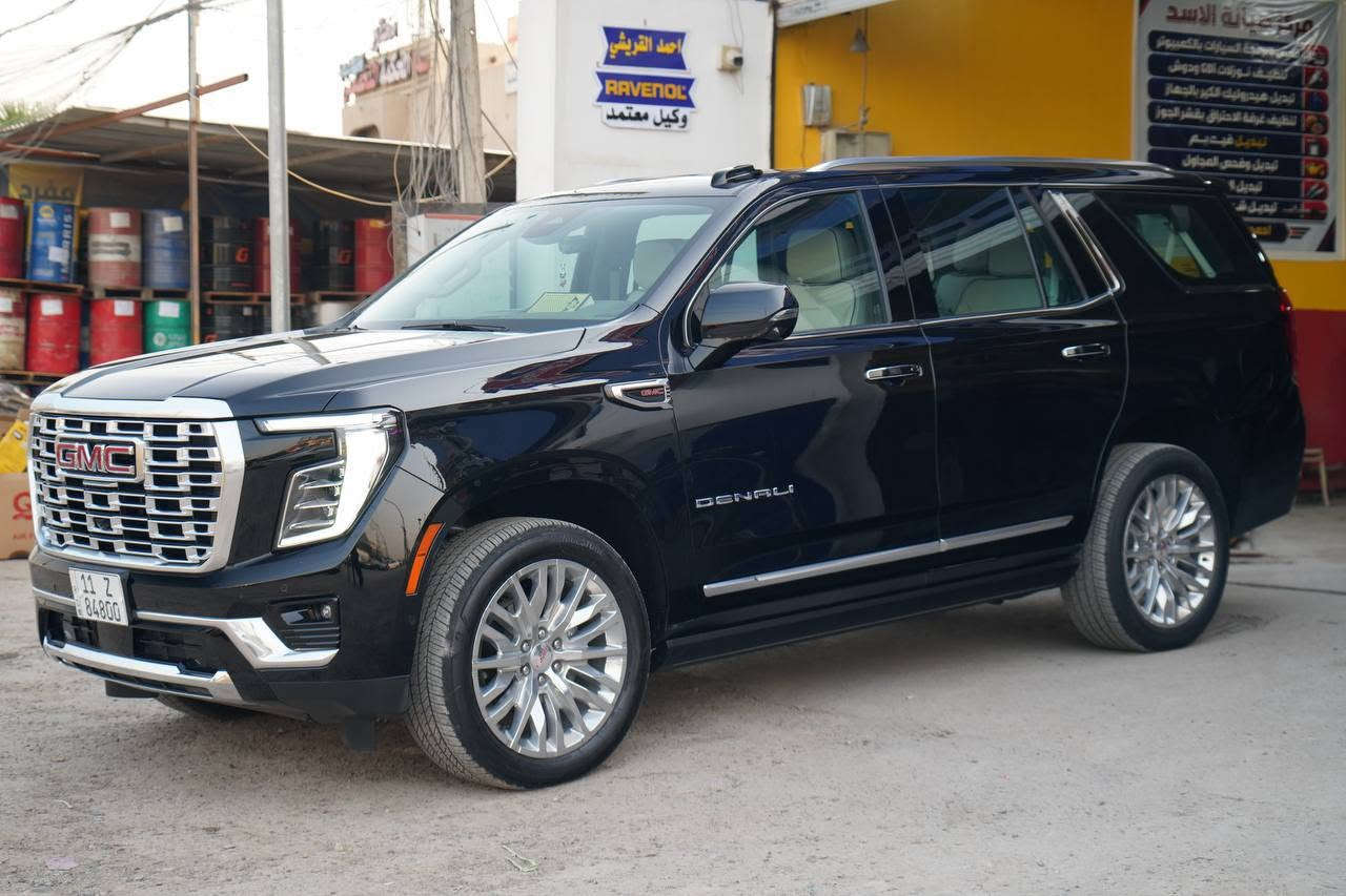 ‌‎ GMCجمسي 2025 خليجي 
GMC Yukon ELEVATION 2025
مغلفه PPF تغليف بالكامل الاصلي
كفاله عامه السياره من جميع النواحي 
ماشيه 16 الف

 مفتاح التشغيل بصمة  
 تشغيل عن بعد 
 دفع ثنائي RWD
حساسات أمامية 
حساسات خلفية 
لايت زينون + LED 
 دخول بصمة ذكي 
 حجم الاطار R20 
 اشارة في المرايا الجانبية وكهرباء 
 ا ABS 
 دشبول شاشة ديجيتال 
 شاشة Apple Car play 
 سماعات سستم صوت شركه BOSE
 كاميرا دوارة  360 درجة
لانارة الداخلية LED  
 مثبت السرعة Cruise 
 المودات والاوامر الصوتية 
 ا Bluetooth / T YPCE 
مخرج منفذ الطاقة 

الرفاهية والتجهيزات:
 • نظام تحكم منفصل بالتبريد للمقاعد الخلفية
 • شاشة وسطية كبيرة ونظام صوت فاخر
 • فتحات USB، بلوتوث، أنظمة أمان حديثة

السعر  اتصل على رقم : ***********
