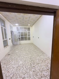 🏡 عقارات النيزك | دار للبيع  📍 الموقع: حي الفرات – خلف شركة حمورابي  📐...