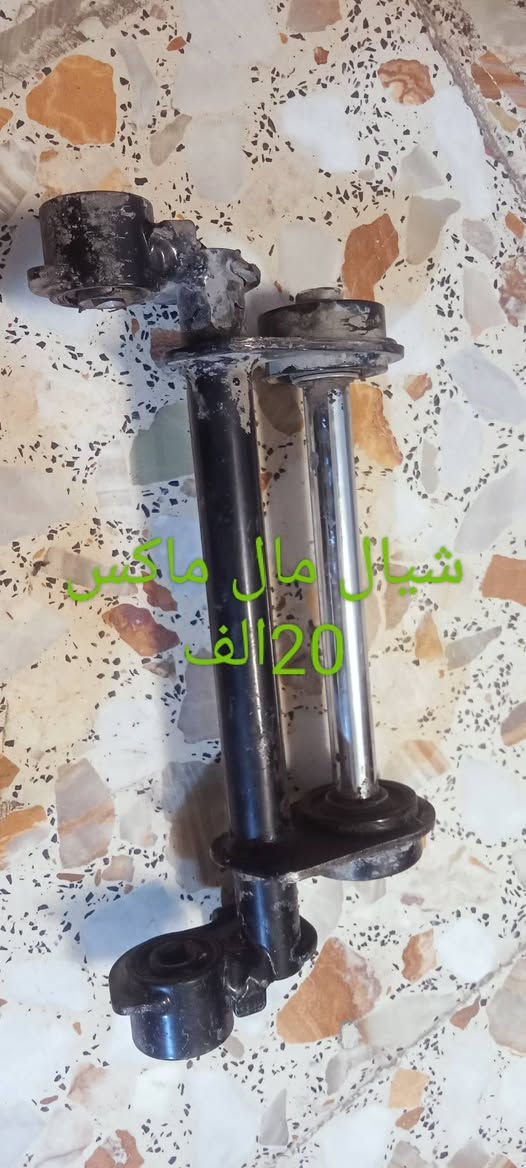 ***********
غراض تفصيخ

نص مكتوب في الصور:
- عوزه خرز وفايبرات 10لاف
- مال 140 مال تفصیح 25 الف
- 140 25 الف تفصيخ مان
- 20 الف
- شيال مال ماكس 20 الف