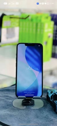 ايفون 13 • ١٢٨ جيجا • بطارية ٨٥%
