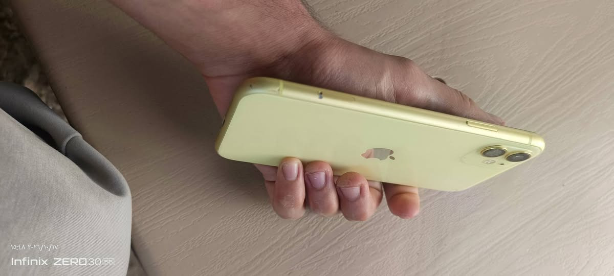 آيفون ١١ • بطارية ٧٣ • مفتوح