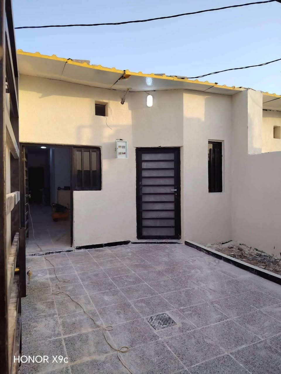 6منازل للبيع المساحات 100متر السقف سندويج🏘

العنوان:بصره شط العرب جزيره الرابعه قرب المدارس🏛

يحتوى ع كل دار 

 غرفتين٢منام

أسقبال.صاله،مطبخ ،كراج ،حديقه 🌹

صحيات داخليه خارجيه

جاهزات للسكن تسليم مفتاح🔑

صرف زراعي بأسم عراقي

سعر البيت 33وبيهم مجال للشراي فقط🌷

للأسفسار📞
***********📞

