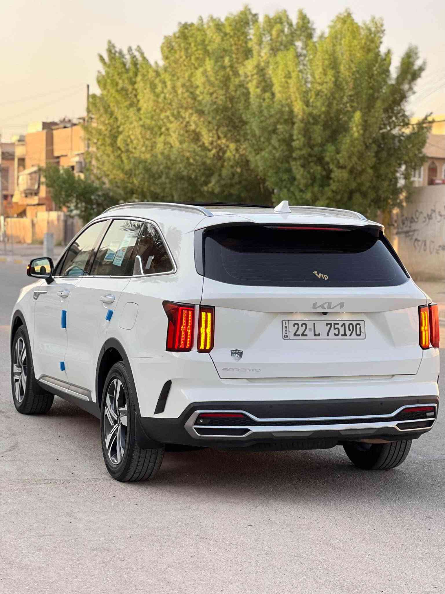سورنتو  2023 فول مواصفات خليجي 
مكفوله عده بارد صغير بالباب 

محرك 6 سلندر كفاله / 7 راكب 

رقم اربيل  تحويل مباشر
ماشيه 51 كيلو

🔰 مواصفات 
بانوراما 
بصمه تشغيل 
بصمه ابواب
كير ماوس 8 سرعات 
تشغيل عن بعد 
كشنات كهرباء 
جنطه شفط كهرباء 
حساسات اماميه وخلفيه
رادار امامي وخلفي
شاشه كبيره تدعم 
اندريد اوتو و ابل كار بلي
شفتات ستيرن 
سايد بريك بصمه
اشاير مري 
مري شفط
تبريد 3 قطع مناخ منفصل
شاحن واير ليس
نظام نزول منحدرات
بردات خلفيه
وبعد بيه هواي مواصفات

السعر   268وبيه مجال

مكاني بغداد الدوره

رقمي *********** بغداد, العراق
