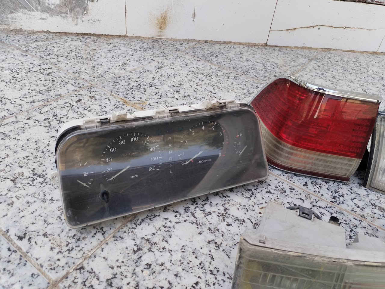 سلام عليكم للبيع غراض راس ثور عينه شغاله سعر ٣٠ +صطابات راس ثور فلات زوج جدد ب٣٥ +زوج صطاب كورلا ب٢٥ + زوج اشاير كدام مال دعاميه راس ثور فلات +سبايدر النترا من مديل ٢٠١٧ +٢٠١٨ سعر ٢٠ +سبايدر اكسنت سعر ٢٠ مسجال راس ثور ب١٠ +سكنات راس ثور ب١٠ ثنينهن مكان بصره قضاء المدينه ***********
