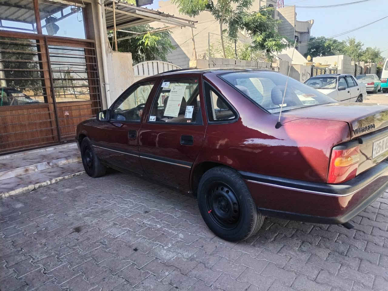 اوبل فكترا موديل ١٩٩١مشروع وطني لحد ٢٠٢٩شهر السابع دفتر مابي تقدم ويطلع محرك كير بشرط لا صرف ولابخار ولاصوت زوج تايرات جديد صدر جديد بدون ضربه سياره شرط شواصي تكمات حوض سقف كله بشرط كهربائيات شغال هندبريك شغال كيجات كله شغاله سلايت باور اي بي اس قفل مركزي سياره بلا نقص شرط التحويل فقط سعره ٣٥وبي مجال للطيبين ***********كركوك حي الوحدة
