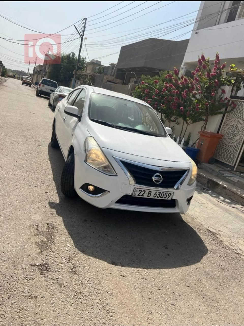 نيسان سني هندي  بليتة زركة ٢٠٢٠ السيارة نظيفة كلش بدون قطرة صبغ فقط جاملغ عكس السايق بارد وبيهة كم رصعة بلباب كير مكينة خير من الله صدر كفالة ماشية ١٣٠ الف قابل للزيادة بأسمي رقم اربيل سنوية جديدة ٢٠٣٠ هزة جديدة مابيهة اي نقص رايدهة ب١٠٣ يعني شدة و٣ اوراق وبيهة مجال *********** مكاني الدورة

نص مكتوب في الصور:
- iQ