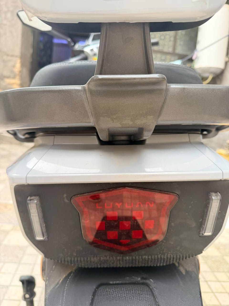 لويان • ٦ أيام • ضمان