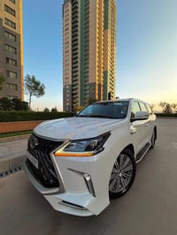 Lexus.570LX.2017. 🔚 بريم اصلى🦅.✅ لكــزز هيبـة الشـوارع 🧿  ملاحظات:- صب...