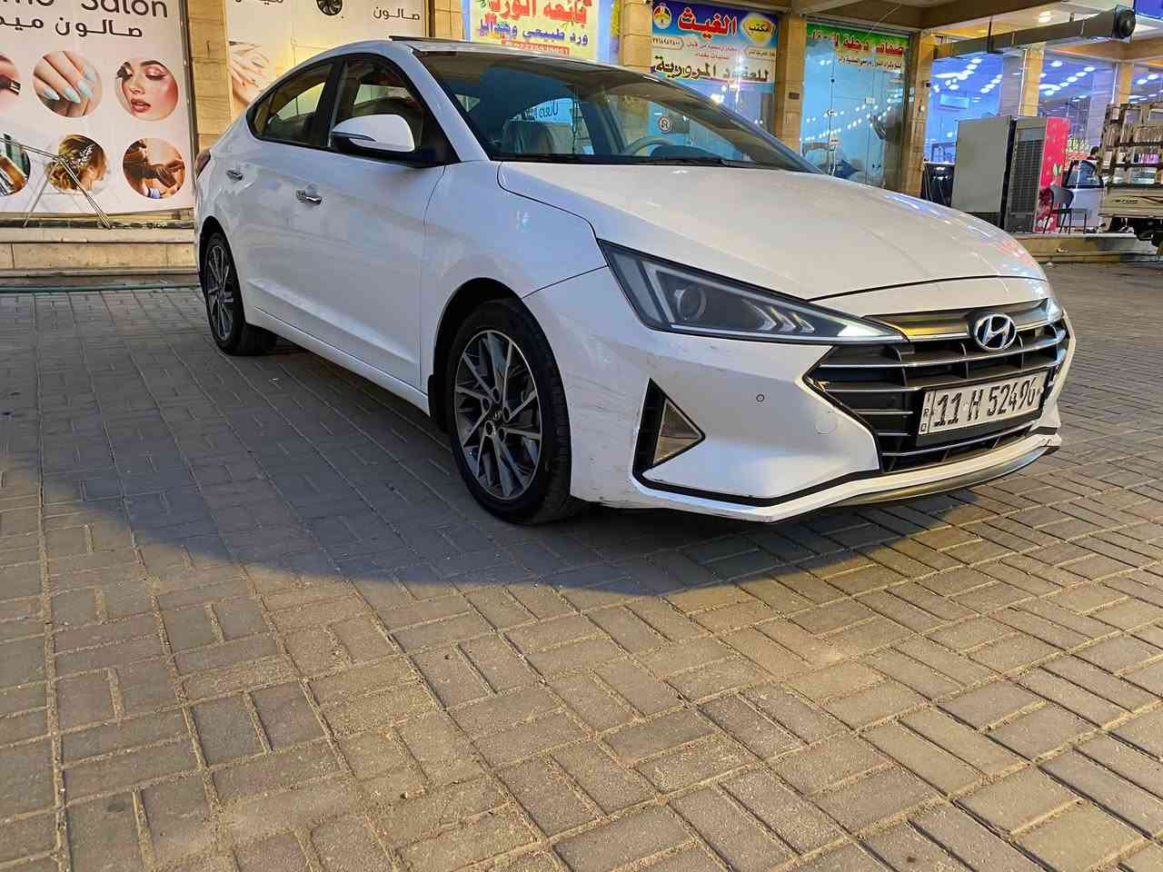 سلام عليكم
النترا 2019 خليجي 
رقم بغداد هزة وسنوياً حديثات
سيارة بيه تبديل بنيد فقط بدون دواخل نهائياً ومبدل بنيد مال تفصيخ جاهزة مجهزة من فضل رب العالمين 
عدادهه 130 Km 
مكينة 2000 دوش 
كير AT
حساسات امامي خلفي 
شاشة وكاميرا 
تحكم مقود جهتين 
درايف مود وضعيات قيادة 
مري شفط 
سلايت فتحة 
5 ويل كب حجم 17 
تبريد قطعتين
ادامة دورية كاملة وتحويل مباشرا 
السعر 135$ بيه مجال بسيط
بيع فقط فقط 
***********
بغداد / الكرخ
