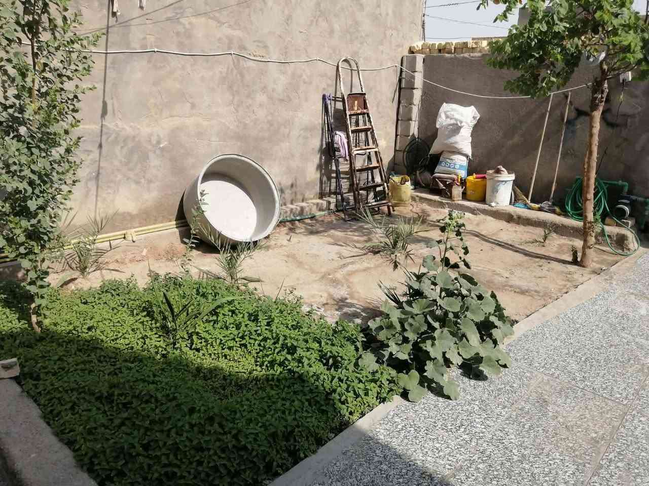 ٢ غرف • حمامات داخلية • كراج