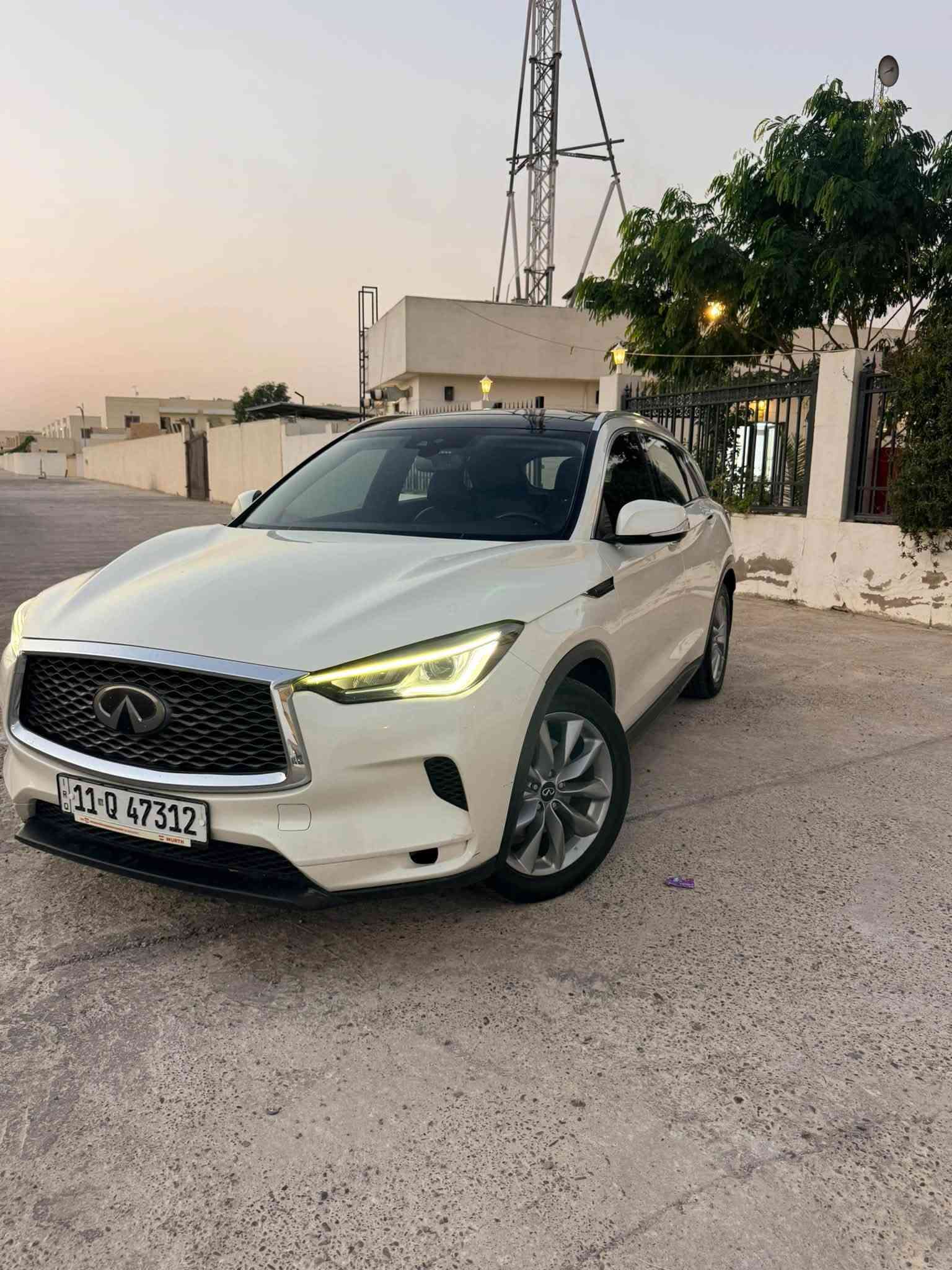� للبيع او المراوس إنفنتي QX50 2022 فول أوبشن 🔥
وارد امريكا | ضررها صندوق مصلح نفسة يعني صبغ قطعة وحده

🔧 محرك VC Turbo

⚡ سعة 2.0 تيربو | سريعة ونشطة جداً

📍 رقم بغداد انكليزي | تحويل مباشر (مشروع وطني)

━━━━━━━━━━━━━━

🔥 المواصفات والتجهيزات:

• محرك VC Turbo فول مبدل جديد 2.0 Turbo

• بانوراما (سلايد كبير)

• شاشتين حجم 8 إنج

• مرايا النقطة العمياء + مرايا قلاب

• كامرات 4 (360 درجة)

• تشغيل عن بُعد + تبريد حسب حرارة الجو

• تشغيل بصمة

• كراسي كهربائية + ذاكرة للسائق

• نظام صوتي راقي

• إنارة زينون بالكامل (ناصي وعالي وبروجيكتر وكالة)

• باك لايت LED بالكامل

• صندوق كهربائي شفط

• كير طيارة كهربائي

• ستيرن كهربائي + تدفئة

• مقاعد جلد مع تدفئة

• تكييف قطعتين (مناخ منفصل)

• ويل حجم 19 مع تخم تايرات جديد

• حساسات إطارات

• حساسات أمامية وخلفية

• رادار + نظام مانع حوادث أمامي وخلفي

• أوتو هولد

• سايد بريك إلكتروني

• درايف مود 4 وضعيات

• ماوس تحكم بالشاشة والخارطة

• ميموري ذاكرة خزن للسائق

• قيادة مساعدة عند تفعيل وضعية الكروس

• دشبول وأبواب جلد

• إيرباك عدد 8

━━━━━━━━━━━━━━

📊 معلومات السيارة:

🔹 التايرات: تخم جديد

🔹 السيارة جاهزة من جميع النواحي

🔹 تستلمها كاملة وجاهزة

🔹بسعر مناسب جدا

📞 للاستفسار والتفاصيل، مراسلة خاص

***********
