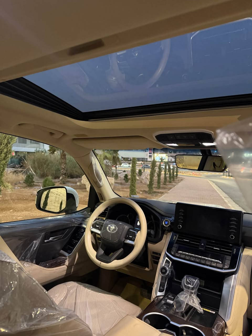 Toyota Land Cruiser GXR Limited, 2023
46000km📦
637$سعر
سەيارەکە زەماني شەريکەي sas
هەموو ئەشیاکاني بيلادي لەگەلە ٥کامێرايە+ بيلاد limited
٦بستۆن+٣شاشە+کوشن جلد+سونق جەگ+شحن چارج+هەموو گياني بە شەرت يەک پەلە pdrهەيە سۆنەرەکەيم داناوە سەنەوي بەناەي خۆمەوەيە 
***********
***********

ماشية 48 الف كم+ محرك 6+ - ٣ شاشات+ - شاشات ترفيه خلفية+ مقاعد جلد+ - مقاعد كهربائية+ - مقاعد امامية تبريد+ - بصمة الابواب+ - تبريد وتدفئة امامي خلفي+ - صندوق كهربائي+ - 7 راكب+ - شحن واير ليس+ مكفول كفالة عام كلشي مابيها بل باكيت

محرك كير بشرط مامفتوح
سيارة حيل نظيفة كلشي عل بلاد لوك
سنوية زنكة كلشي جديد مدفوع2028
باسمي السنوية بشرط تحويل و خرامة
سيارة مابيها دينار مصرف كامل من كل نواحي
رقم شيمالي. نفسي يوم /تحويل و وكالة حاظر
مكانك /داخل سليماني***********
*********** السليمانية, العراق

نص مكتوب في الصور:
- EXPORT
- مواصفات
- شبكة امامية صاج
- $ 40,000
- VIP
- AMAZON
