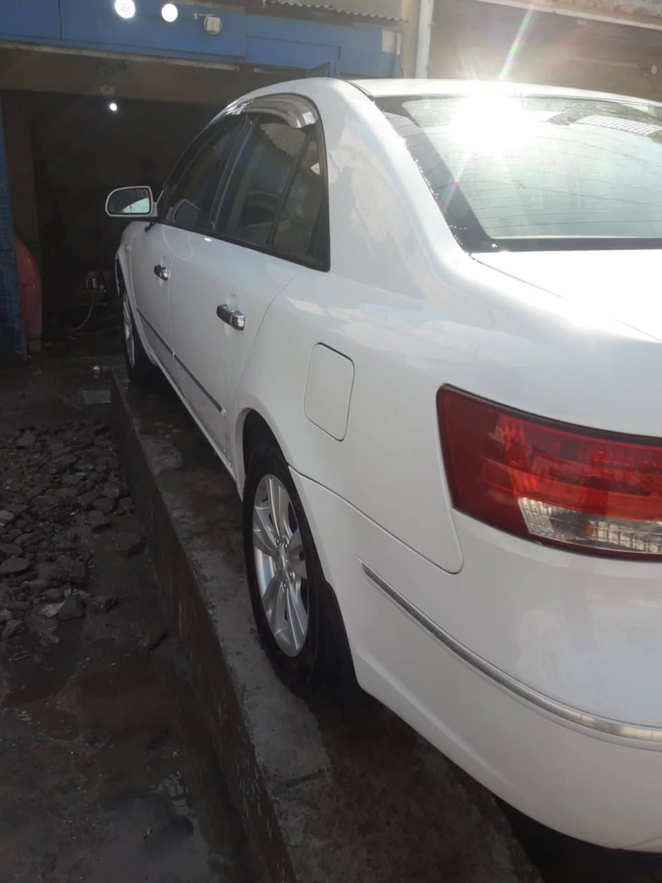 سلام عليكم سوناتا موديل 2009 خليجي مكينة 2000 سيارة نضيفة خير من الله صدرها خمسين بالمية بيها بس ذني الي ماشر عليهن تخم تاير جديد المكان الشعب الزراعي تفاصيل اكثر الاتصال على الرقم *********** سعر 115 وبيها مجال للطيبين
