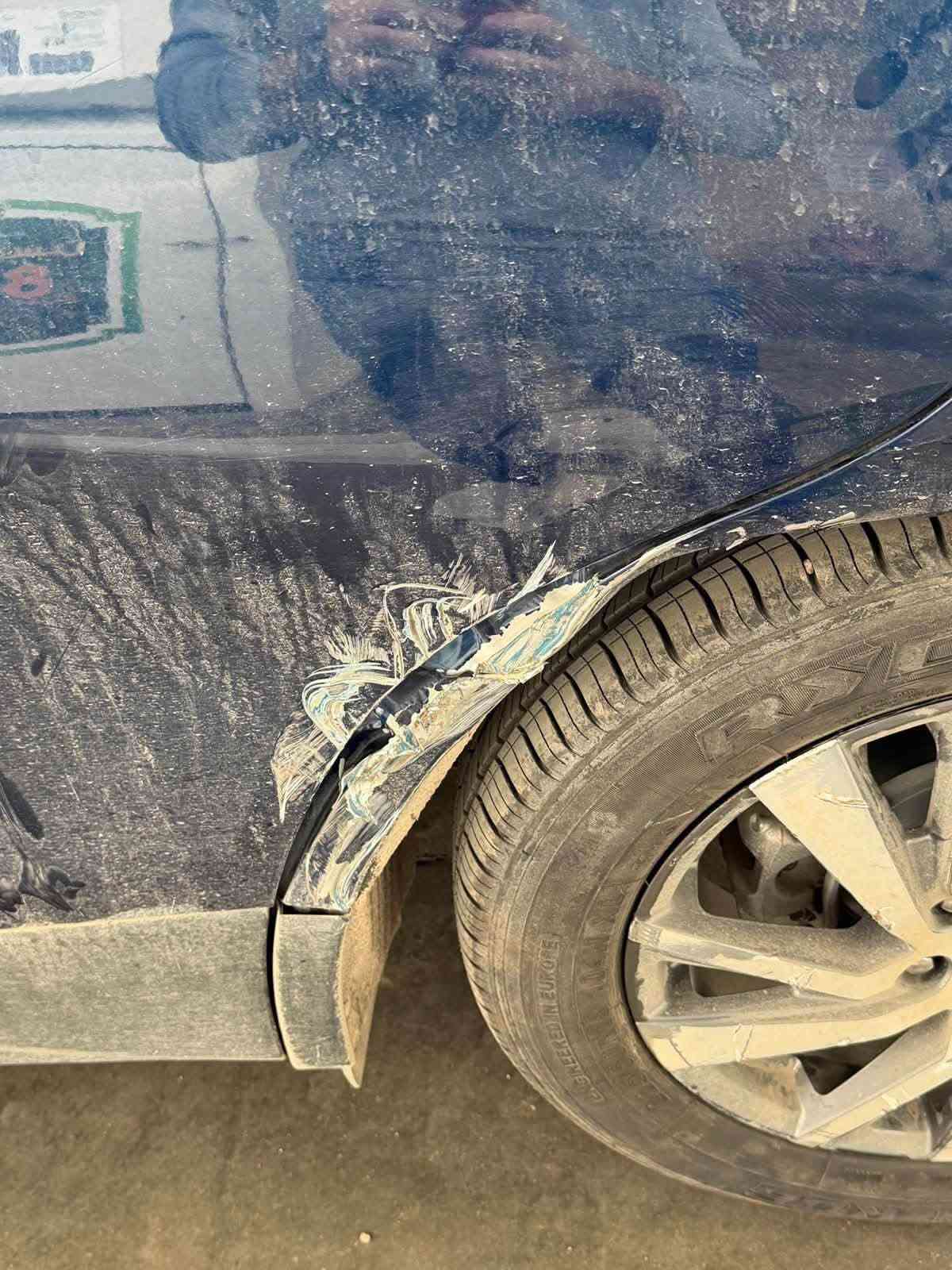 السلام عليكم 
شوفرليت كوينكس LT1
موديل 2023   
ماشيه 35 الف كيلو

مواصفات: 
♦️بنوراما فتحتين
♦️كامرة خلفية
♦️بصمة تشغيل 
♦️بصمة أبواب
♦️تشغيل عن بعد
♦️هند أبريك بصمة
♦️جنطة كهربائية 
♦️تحكم أستيرن
♦️لايت زنون 
♦️لد نهاري   
♦️تبريد خلفي
♦️ تدفئة كشنات 
♦️رادار أمامي للتوقف الذاتي 
♦️كامرات عدد 5
♦️تحديد المسار للقيادة الذاتية 
♦️حساس أمامي
♦️حساس خلفي

#ملاحظة:- #الضرر/ هنا صار عندي بالعراق فقد الداير مالباب خلف السائق  
السعر / 175 ورقه مع المجال 
للاتصال او واتساب 
***********
