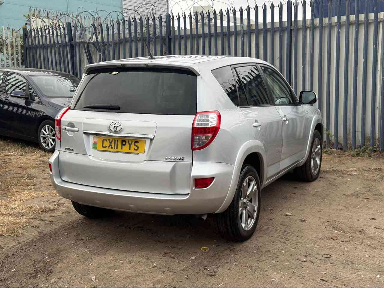 2011TOYOTA RAV 4 2.2VVT-| XT-R 5DR AUTO
Model: RAV4 XTR 4x4 Automatic
Engine: 2.2 L diesel (ULEZ Compliant)
Transmission: Automatic
Mileage: 66k
Drive: 4-Wheel Drive
Recent Maintenance & Upgrades
Full service recently completed
All 4 new Michelin tyres fitted
New radiator installed
New battery
Expires: 17 Aug 2027 • 364 days
Climate-controlled air conditioning
Electric sunroof
Spacious interior and generous boot space
Smooth and reliable automatic gearbox
Condition
The car drives beautifully - smooth, quality Location Livrpool
***********
£3995 Liverpool, Merseyside
