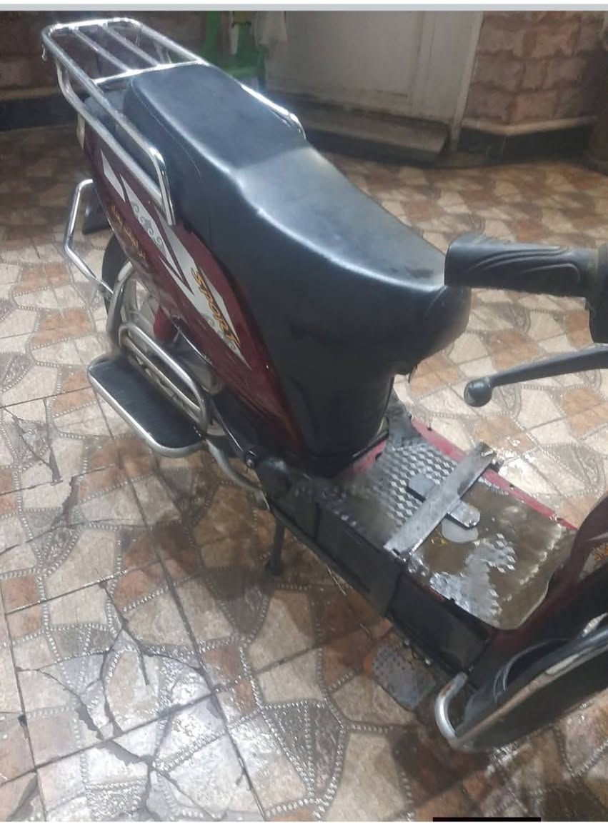 دراجه شحن هارلي نظيفه باتريات خلصانه السعر 200
بغداد موبايل ***********
