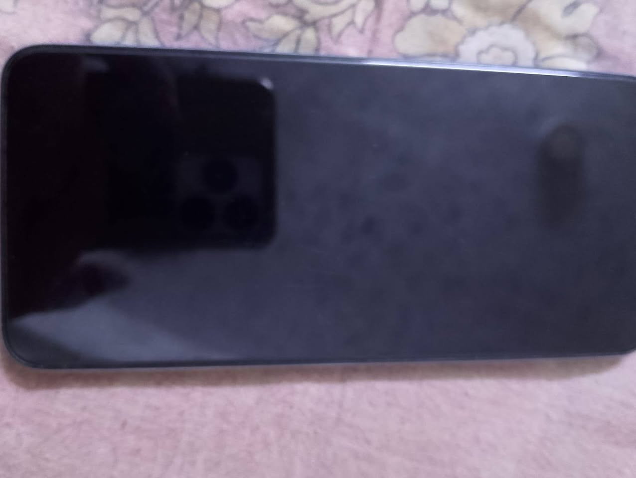 oppoA18
ذاكره 128 
عشوائيه 4+4  يعني 8
جهاز نضافه 100 %
سعر خاص 
*********** وتساب
