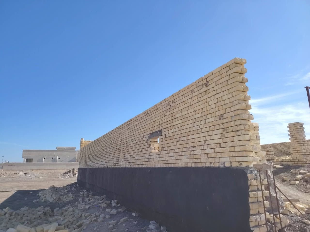 خلفه بناء نشتغل عله الدبل بليوميه مكطوعه وحنه بلخدمه الاستفسار عله رقم ***********
