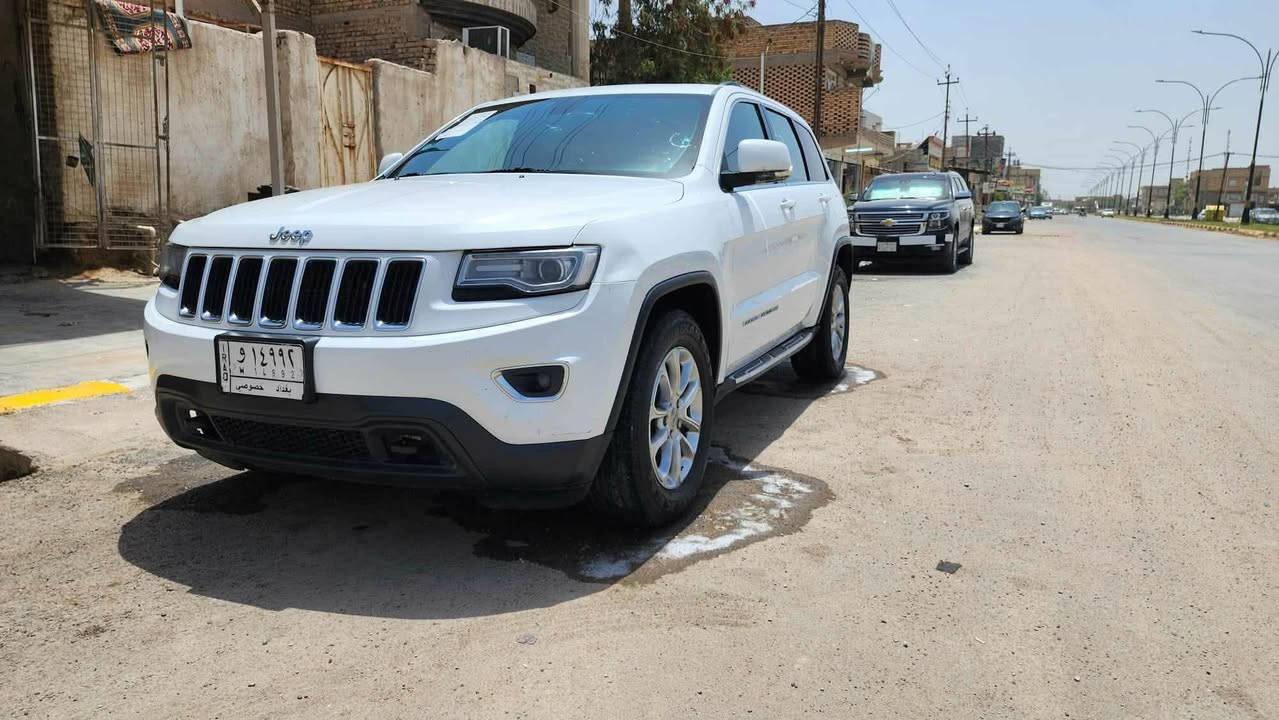 جيب شيروكي خليجي رقم بغداد مكفولة كما واضح في السونار بيع مستعجل فول مواصفات موديل (14) ***********
