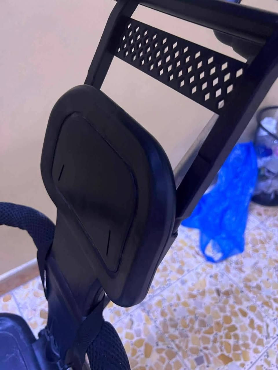 نظيفة مثل ما بالصورة
تحمل  وزن خفيف 

مو مال وزن ثكيل 

مكاني شهداء العبيدي 

*********** واتساب

15 الف قفل بدون عمله
