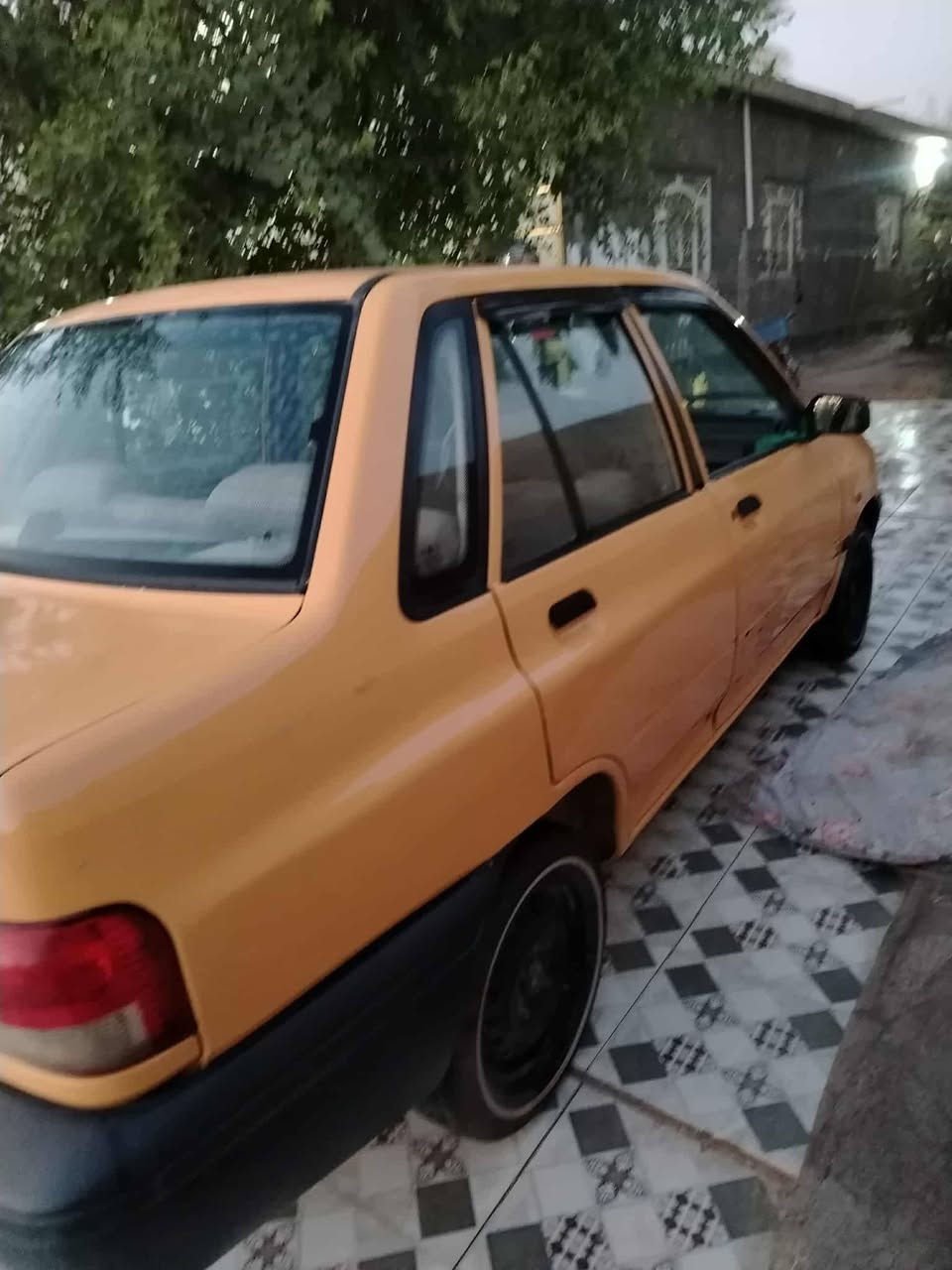 سايبه لبيع موديل 20011 رقم نكلزي مصفره بسمي سايبه نضيفه شراي هاذا رقمي ***********
