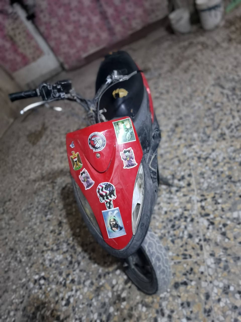 🩷🩷السلام عليكم شباب دراجه ماكس عدله دراجه تخبل شلعه و معدل دراجه نكره سلف وهندر بريكات بالمكان ماكينتها برغي ما مفتوح بيها الدراجه بلاديه بيها بس صالنصه رياضي نقصها بس سيبايه الدراجه طير بلشارع وربع ما تصرف عليها تجي تنكر وتطلع دبلاتها شغاله مكاني بلديات سعر 275 بيها مجال رقمي *********** راسني وتدلل🩷🩷
