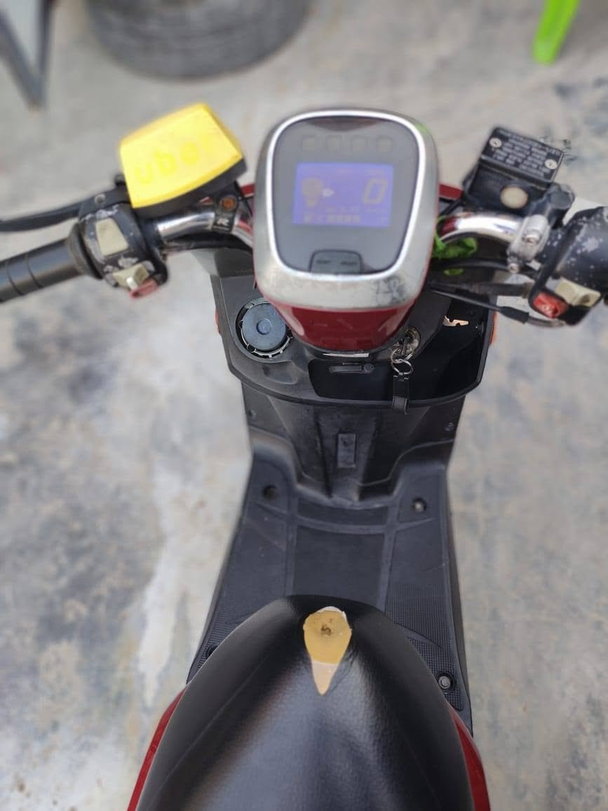 مكلف بلنشر
🏍️ للبيع بوليس نوزل 2013
🔹 محرك 100cc
🔹 الدراجة كاملة
🔹 البجم الأمامي مصبوغ 
📍 المسيب – بابل
للجادين فقط، والفحص أمام المشتري.
✉️ للاستفسار *********** واتساب
