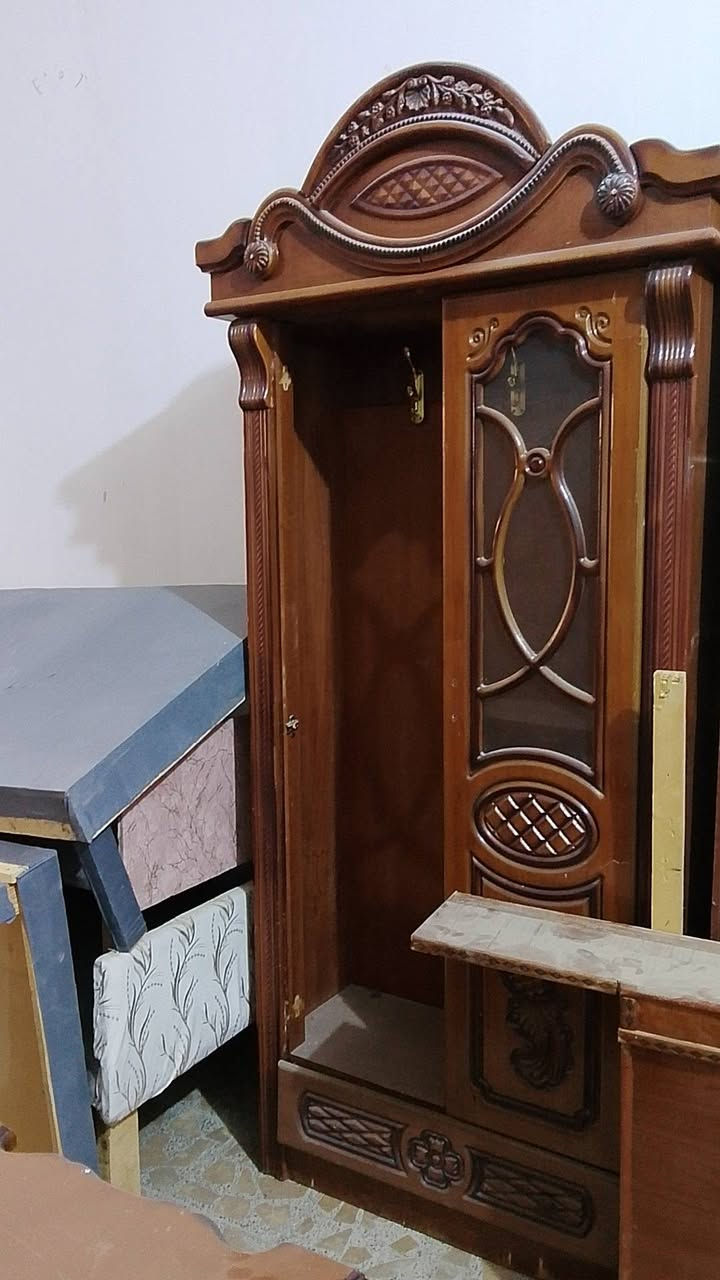 السلام عليكم غرف نوم مستخدمه لبيع ام سته سعر 600وبيه مجال اتصل وتدللون *********** ابوعلي

