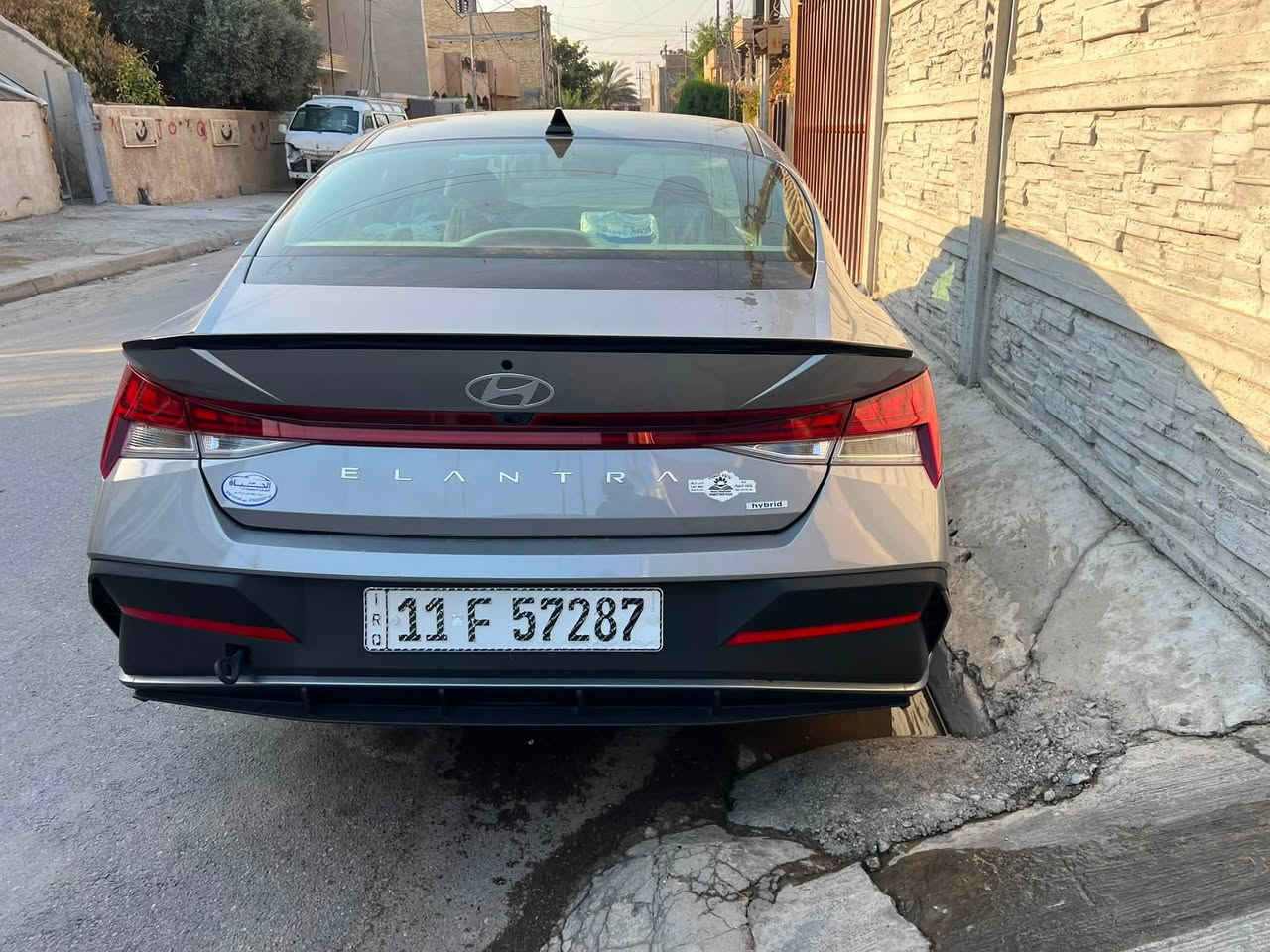 سلام عليكم النتراء 2025 هايبرد سياره جديده بدون ايرباك بيه شبر صبغ بلبنيد فقط مكان الدوره السعر 170 وبيه مجال حك الجيه***********
