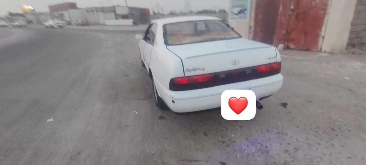 كراون بطه • ١٩٩٣ • قير ومكينة