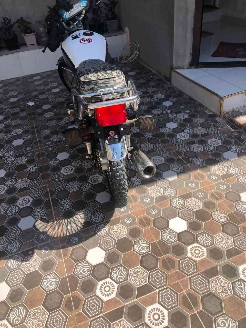 دراجة savin خمسة كير موديل 2019  نكرا سلف  كهربائيات  كلها شغاله   مابي اي نقص   سعره375 بي مجال بسيط للشراي *********** راسليني واتساب
