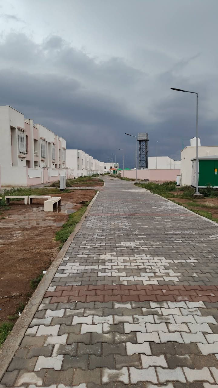 مكتب الدبوني للعقار 🏡.   عقار للبيع 
🛑 توفرت وحدة سكنية في مجمع الدبوني السكني للبيع . 
📢 فئة ذوي الاحتياجات الخاصة ، نوع A تحتوي على ثلاث غرف . 
💸 بسعر جداً مناسب . 

📞 للاستفسار ومعرفة المزيد :
📱 اتصل / واتساب: ***********
📍 موقع المكتب: ناحية الدبوني – سوق حجي سعدون  _ قرب مني مول . 

مكتب الدبوني للعقار 🏡 – نبيعلك بأمان ونخدمك بثقة.
