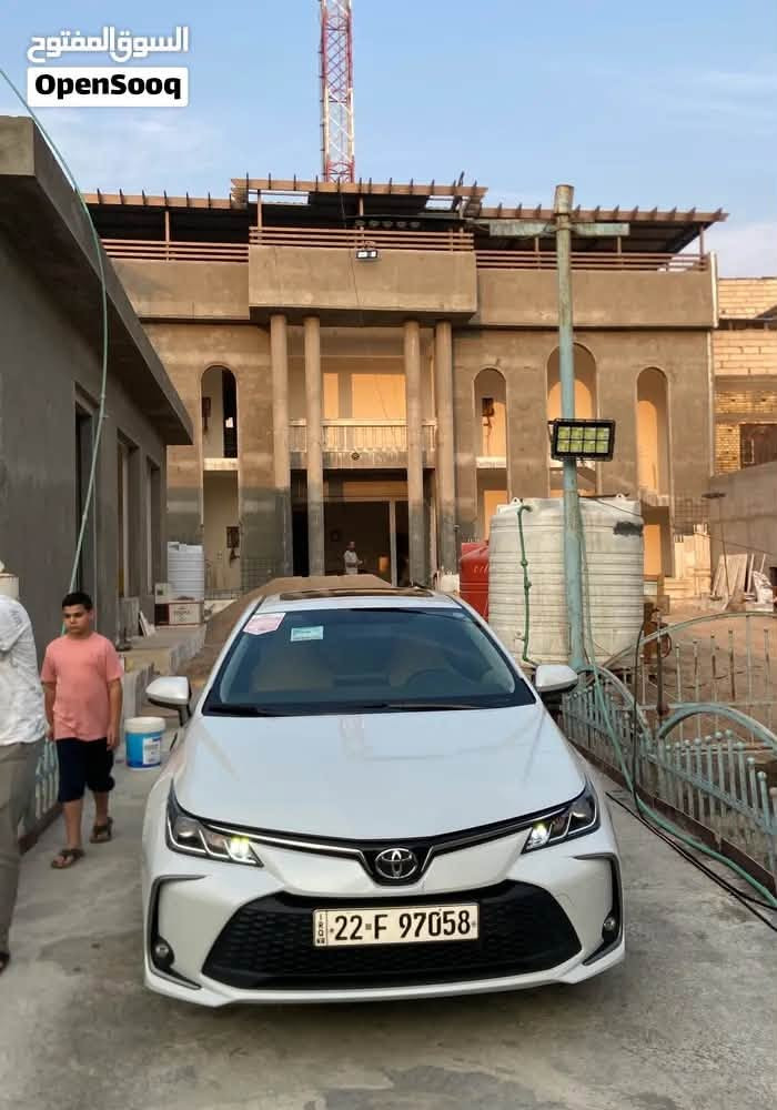 السلام عليكم 
تويوتا كورلا
موديل 2024
محرك 1.8 بانزين فقط 
خليجي فول مواصفات 
شركة جيهان 
ماشية 83 الف 
مكفولة ماعدة طخه خفيفه بل صندوك موجودة الصورة 
رقم أربيل سنوية تنتهي بل 2029 
مكان السيارة بصرة براضعية 
سعرها 175 ورقه وبيها مجال
بيع بدون مراوس
***********
***********
