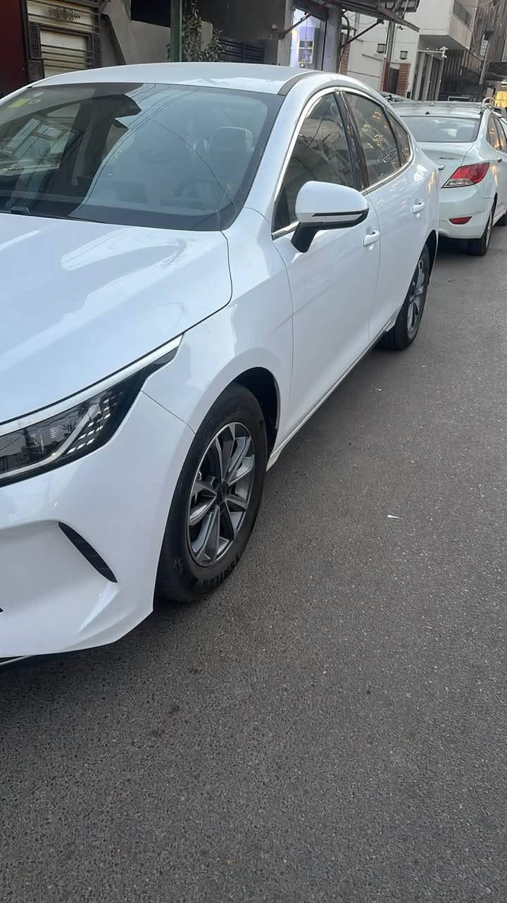 للبيع
ماشيه 2 ونص

مكانها بغداد

+964 782 721 1684
