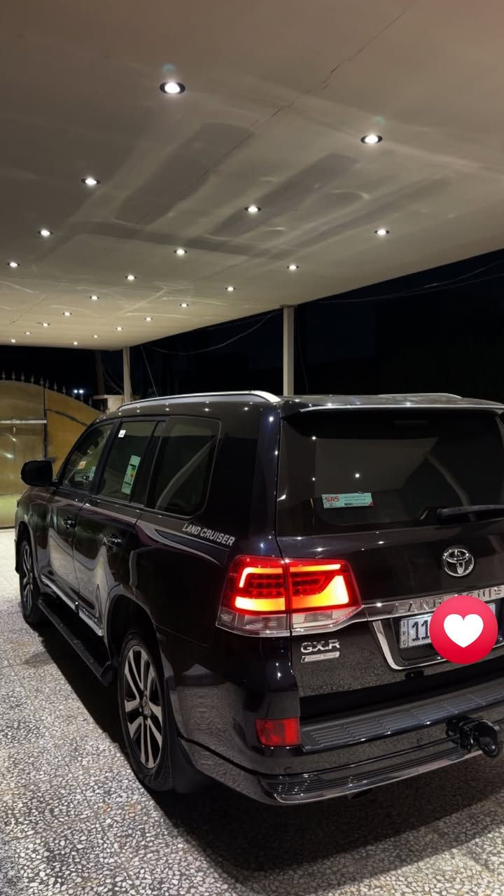 السلام عليكم
لاندكروز ٢٠١٩ بريم v8 مكينة ٤٦٠٠ لون اسود ملكي فول مواصفات ماشية ١١٦ حقيقي السيارة جديدة بدون اي نقص  بيها صبغ ب البنيد قليل اثر بلوكة واكعة ع البنيد الدعامية كفالة بدون دواخل بدون فتح البنيد بدون ضرر قياطين البنيد السيارة حلوة وجديدة رقم بغداد ب اسمي السعر ٣٩٨ وبيها مجال مكاني بغداد 
*********** هيثم
