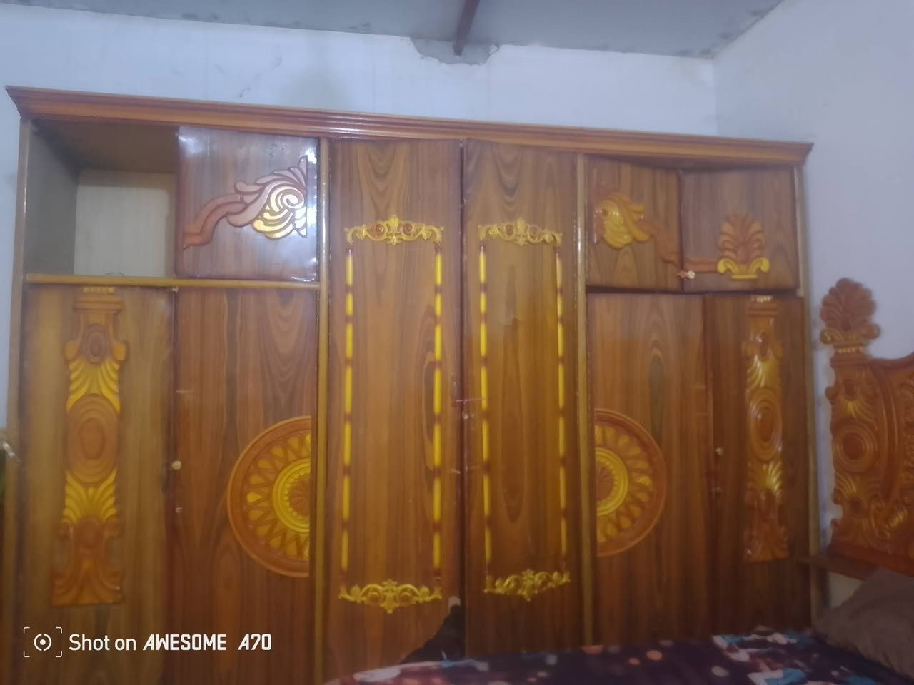 غرفه كلش نضيفه بيه شويه ضرار 6قطع 250وبيه مجال ***********
