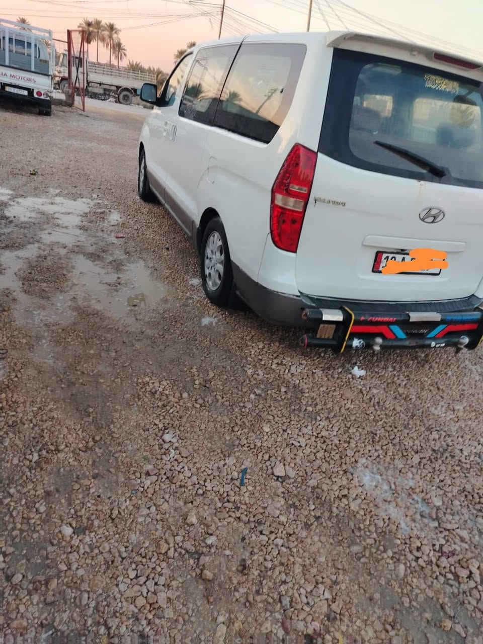 السلام عليكم
ستاركس للبيع ٢٠١٠ محوره سبلاين ٧  بيها جاملغ خلفي 
مكينه جديده 
تبريد.. سياره جاهزه
رقمها كربلاء بأسمي تحويل مباشر
العنوان،، النجف الاشرف ناحية الحيره 
للاستفسار والسعر  اتصل....  ***********
