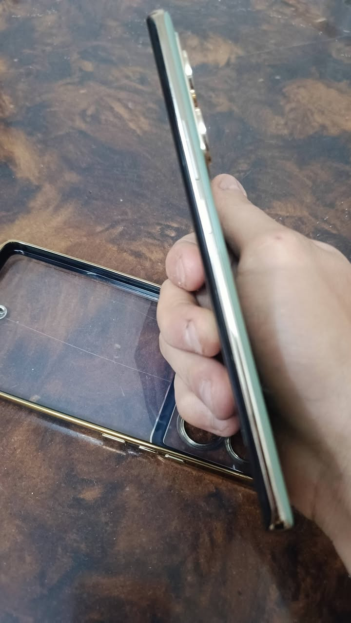 السلام عليكم انفنكس زيرو 30_5Gللبيع جهاز ما مفتوح السعر 250_***********
