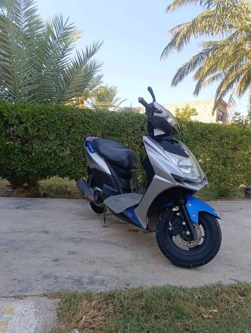دراجه للبيع سكنس نثيه 140
دراجه نكره سلف 
لايت عالي ناصي اشاير 
كلهه كامله تشغيل عن بعد اسويج عدد 2 +بصمه 
مديل 2020 
السعر 350بيهه مجال 
مكان ديالى 
رقم الهاتف ‏‪***********‬‏
خاص مفتوح 🔓
