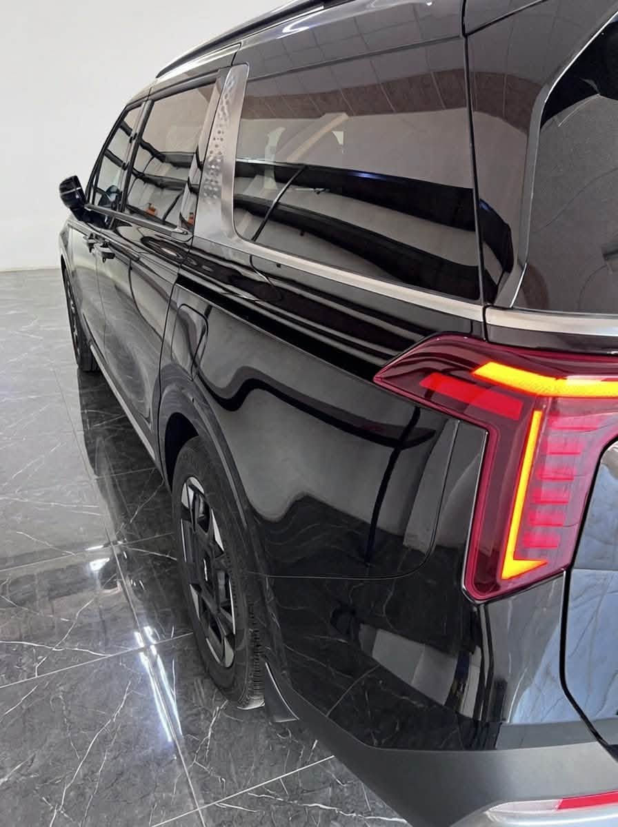 � كيا كرنفال 2026 EX | وارد أمريكي 🇺🇸
السلام عليكم

Kia Carnival 2026 EX
🔹 اللون: اسود
🔹 عداد السيارة:2000km فقط
🔹 بدون رقم — تترقم في جميع المحافظات

━━━━━━━━━━━━━━

✨ المواصفات 

1️⃣ شاشة
2️⃣ كاميرا
3️⃣ بصمة
4️⃣ اربع انظمة قيادة
5️⃣ ويل كب
6️⃣ تشغيل عن بُعد
7️⃣ حساسات أمامية وخلفية
8️⃣ أبواب كهربائية
9️⃣ لايتات LED

1️⃣1️⃣ بكلايتات LED
1️⃣2️⃣ إشارات بالمرايا
1️⃣3️⃣ رادارات 360°
1️⃣4️⃣ كشنات جلد
1️⃣5️⃣ ثلاث قطع تبريد
1️⃣6️⃣ هيترات بالكشنات
1️⃣7️⃣ هندبريك بصمة
1️⃣8️⃣ شحن لاسلكي
1️⃣9️⃣ هيتر بالستيرن
2️⃣0️⃣ كشافات
2️⃣1️⃣ تحديد مسار
2️⃣2️⃣ كشنات كهرباء
2️⃣4️⃣ نقاط عمياء
🔢🔢صندوق كهرباء وتوقف ذكي ومواصفات Ex الاخرى معروفة

━━━━━━━━━━━━━━

السعر: 28وبي مجال

📞 للمزيد من التفاصيل:
***********
