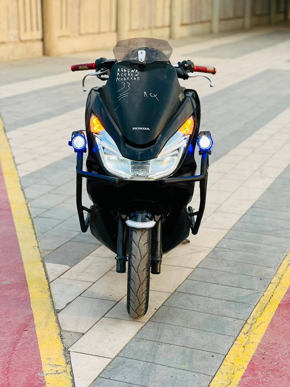 هوندا PCX • ١٥٠ • كفالة عامه